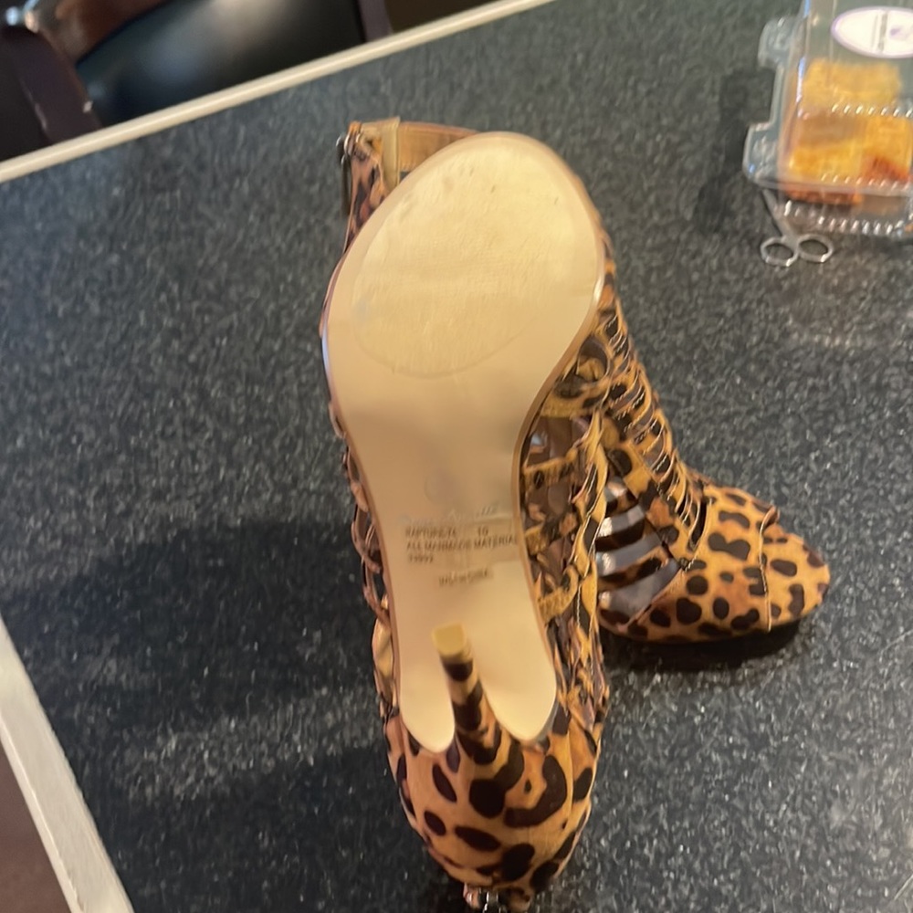 Animal Print Sandals - Picture 3 of 3